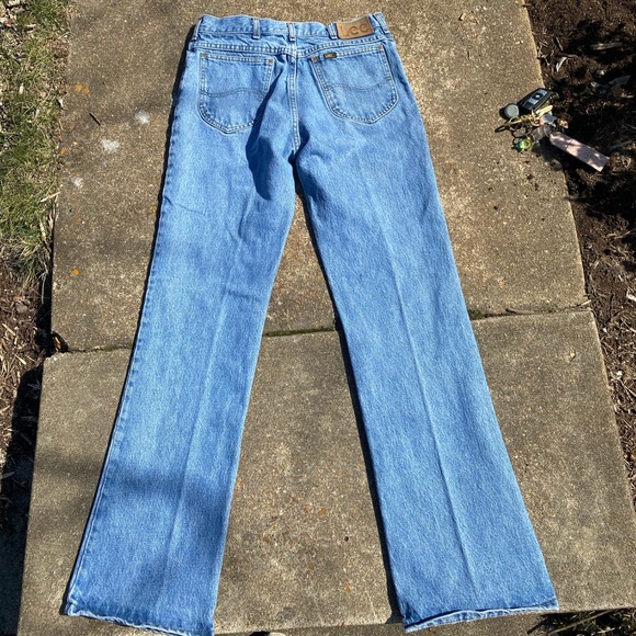 Levi light wash jeans - Picture 2 of 4